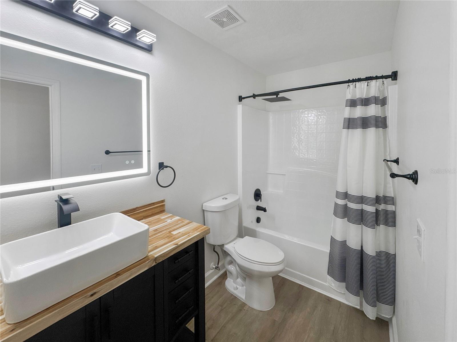 2109 AITKIN LOOP, LEESBURG, FL, 34748