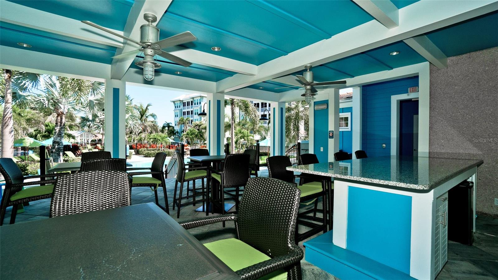 379 ARUBA CIR #303, BRADENTON, FL, 34209