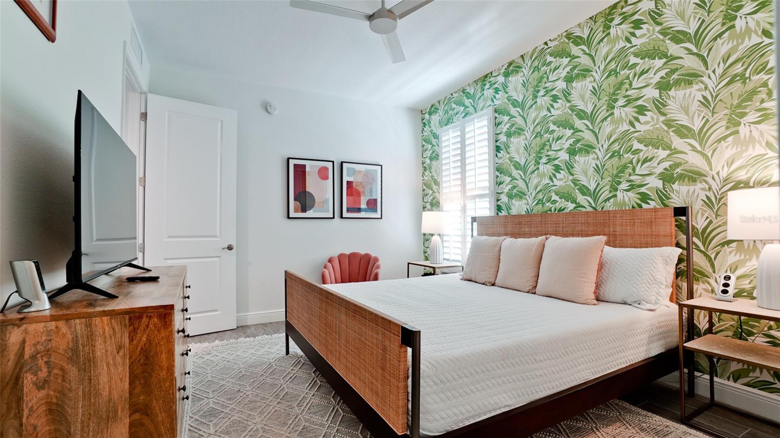 379 ARUBA CIR #303, BRADENTON, FL, 34209