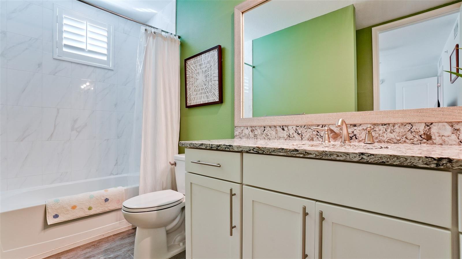 379 ARUBA CIR #303, BRADENTON, FL, 34209