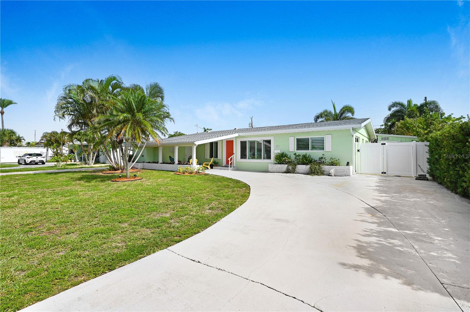 231 OCEAN BLVD, SATELLITE BEACH, FL, 32937