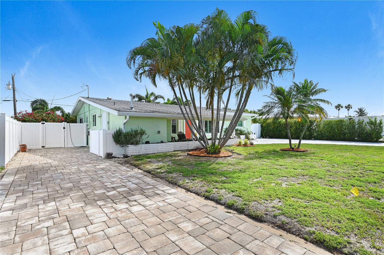 231 OCEAN BLVD, SATELLITE BEACH, FL, 32937