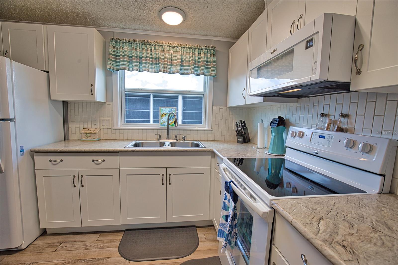 757 LAKESIDE DR, NORTH PORT, FL, 34287