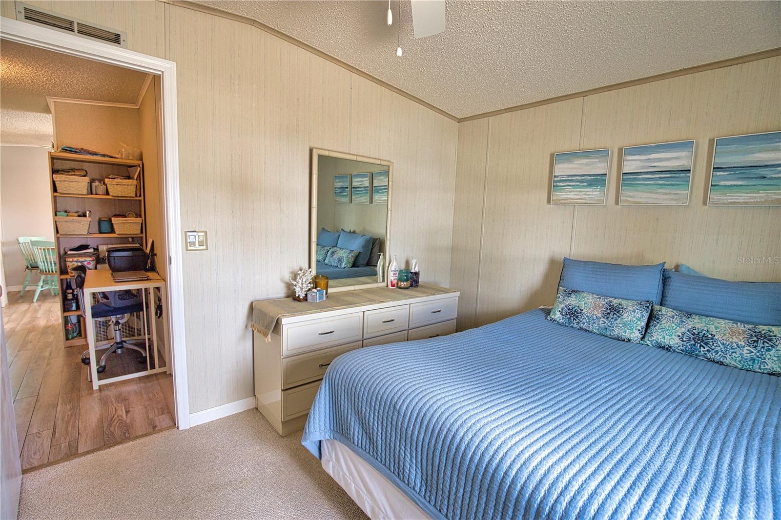 757 LAKESIDE DR, NORTH PORT, FL, 34287