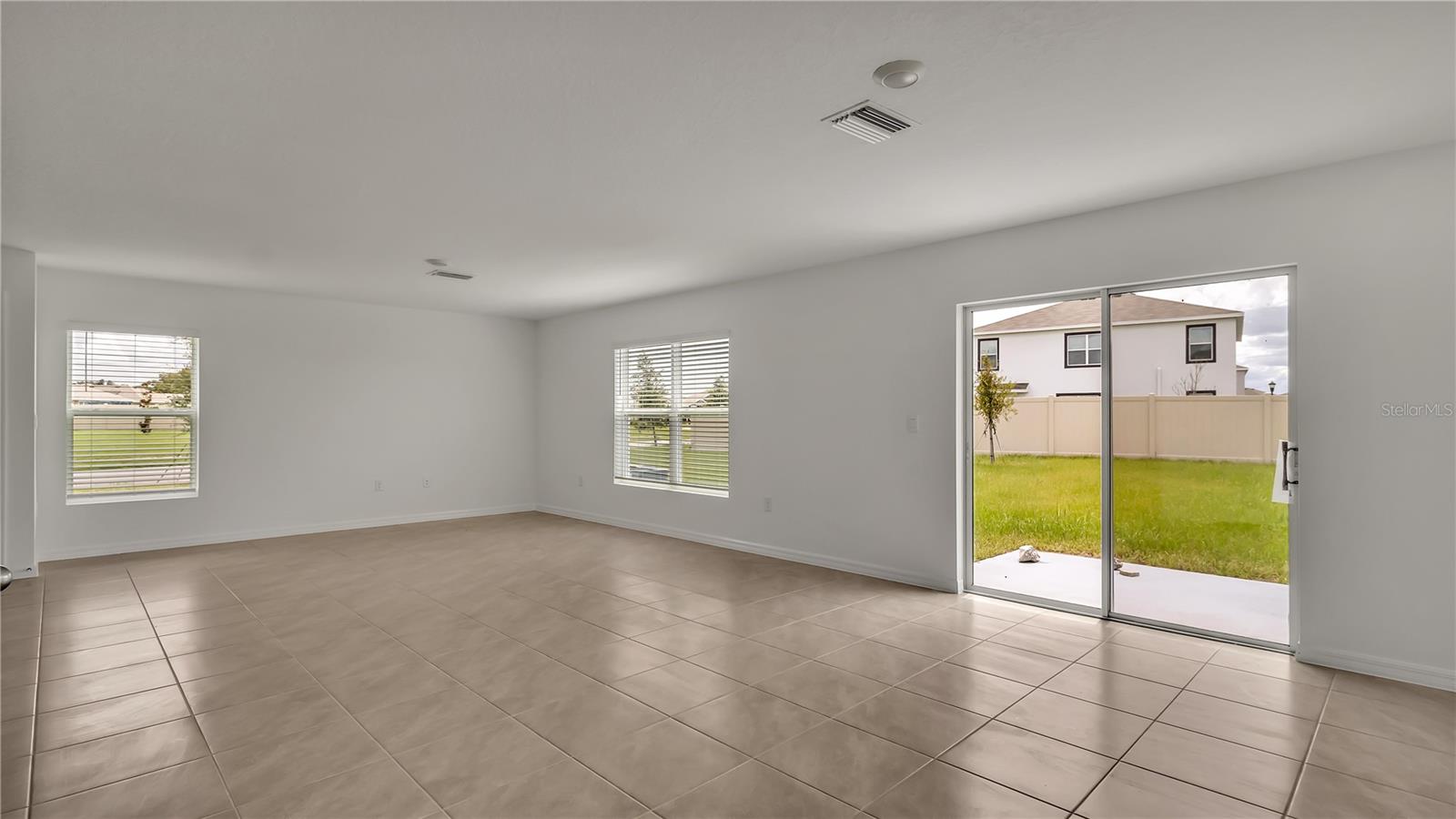 16651 MOSAIC OAR DR, WIMAUMA, FL, 33598