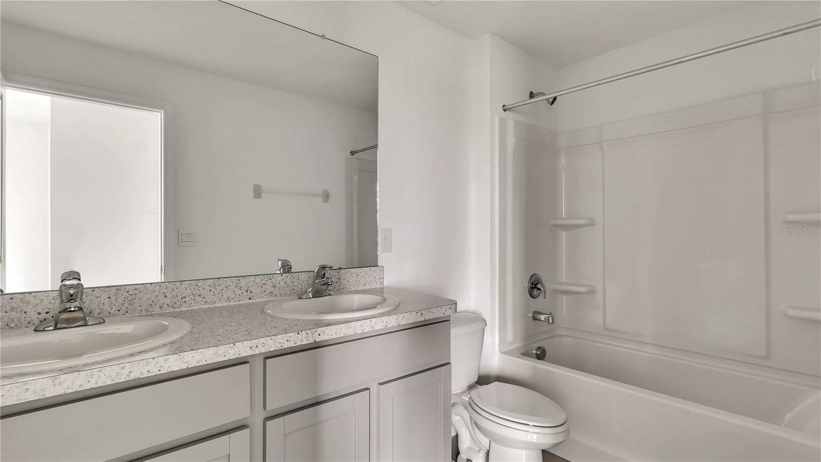 16651 MOSAIC OAR DR, WIMAUMA, FL, 33598