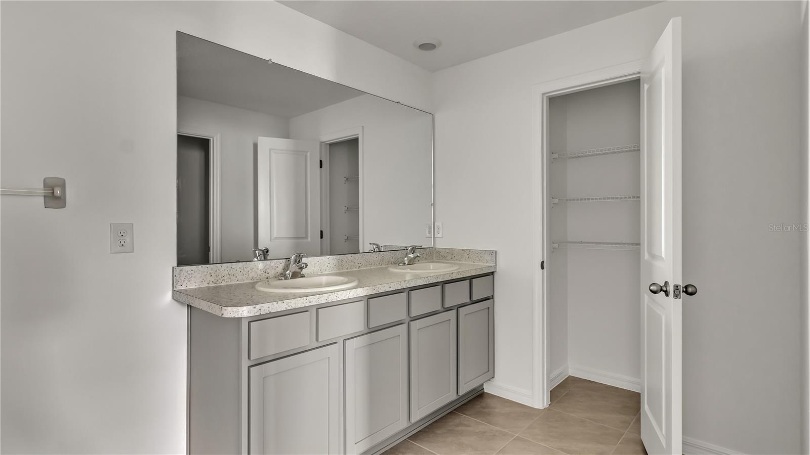 16651 MOSAIC OAR DR, WIMAUMA, FL, 33598