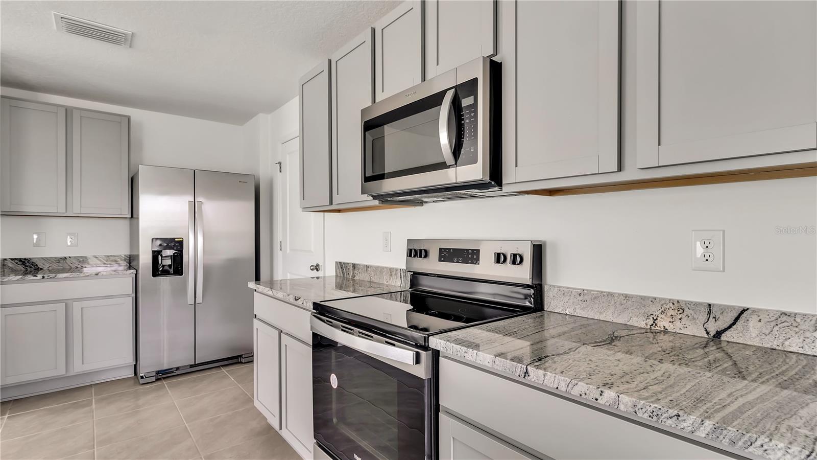 16651 MOSAIC OAR DR, WIMAUMA, FL, 33598