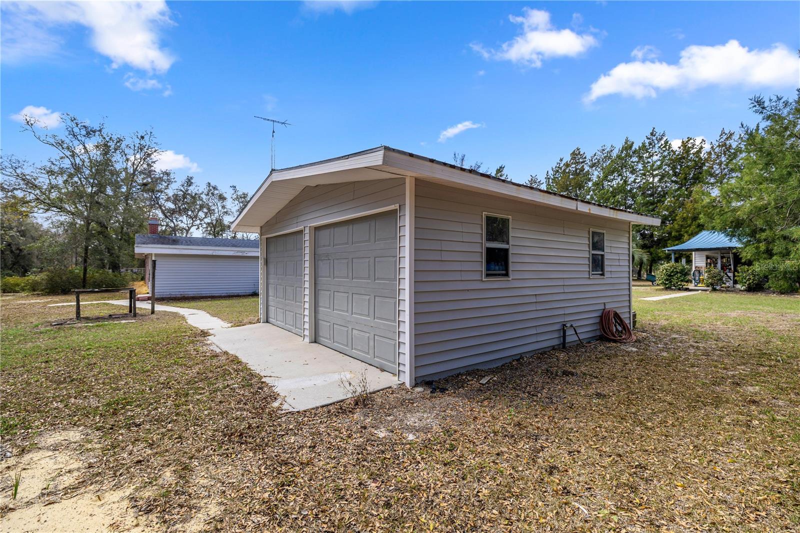 17645 NE 61ST STREET RD, SILVER SPRINGS, FL, 34488