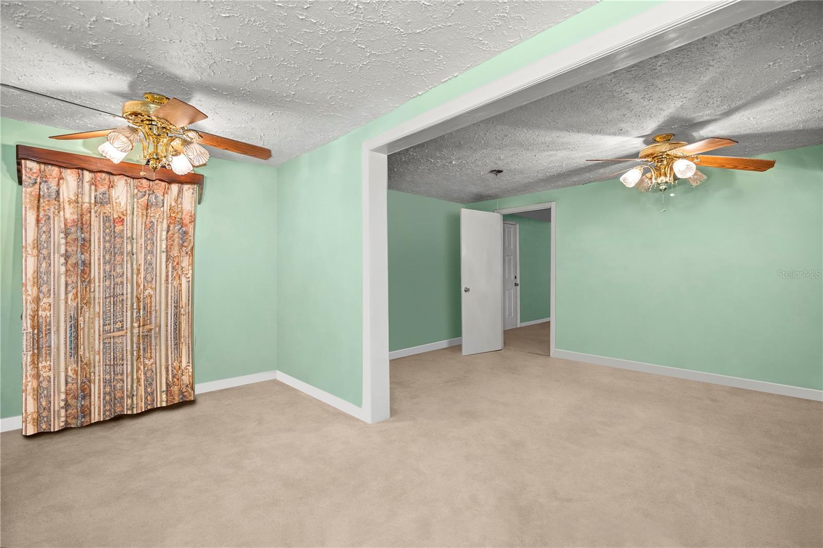 17645 NE 61ST STREET RD, SILVER SPRINGS, FL, 34488