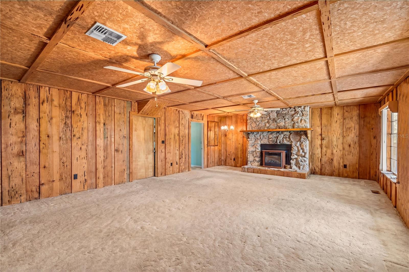 17645 NE 61ST STREET RD, SILVER SPRINGS, FL, 34488