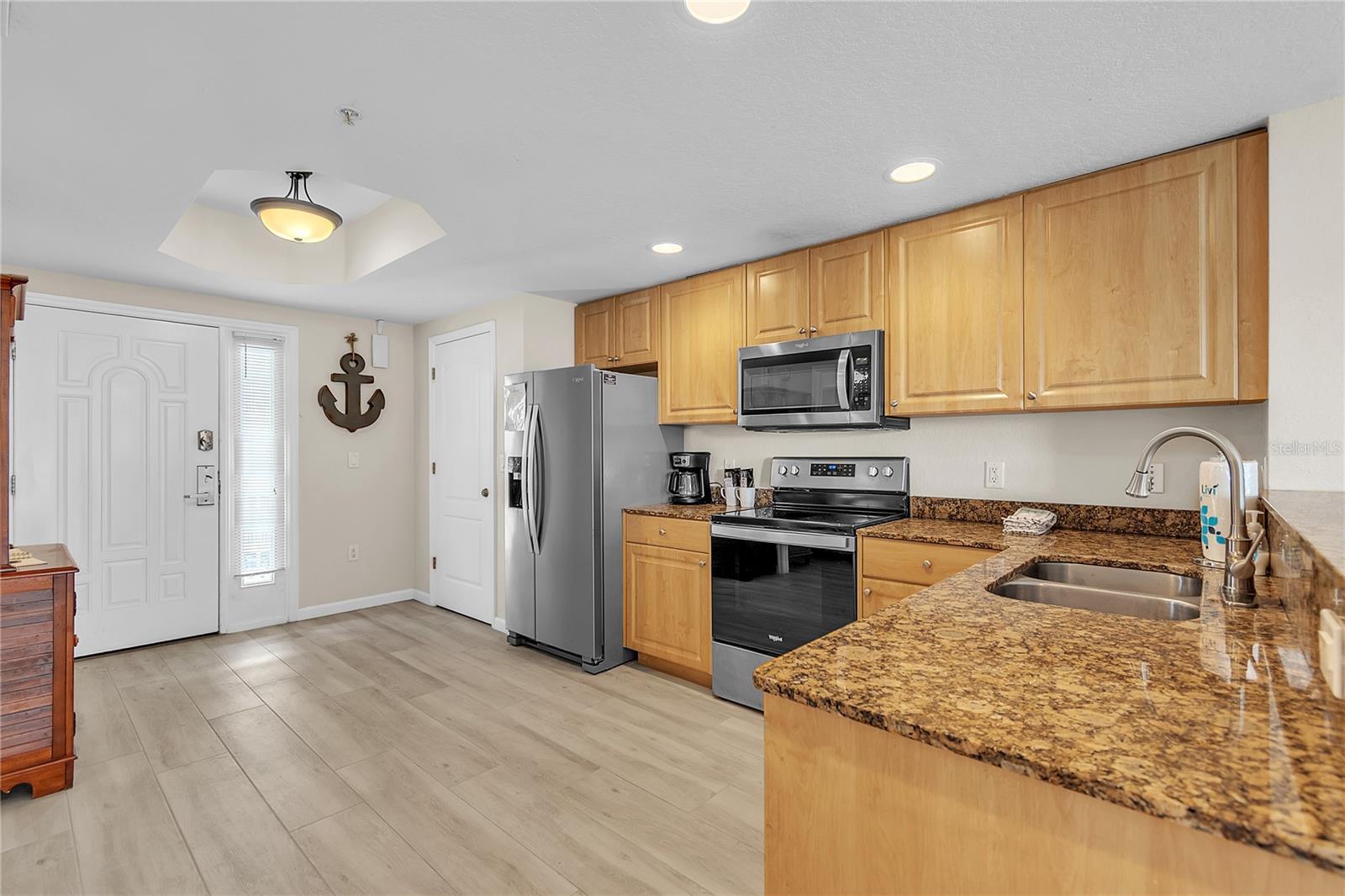 12000 GULF BLVD S #304S, TREASURE ISLAND, FL, 33706