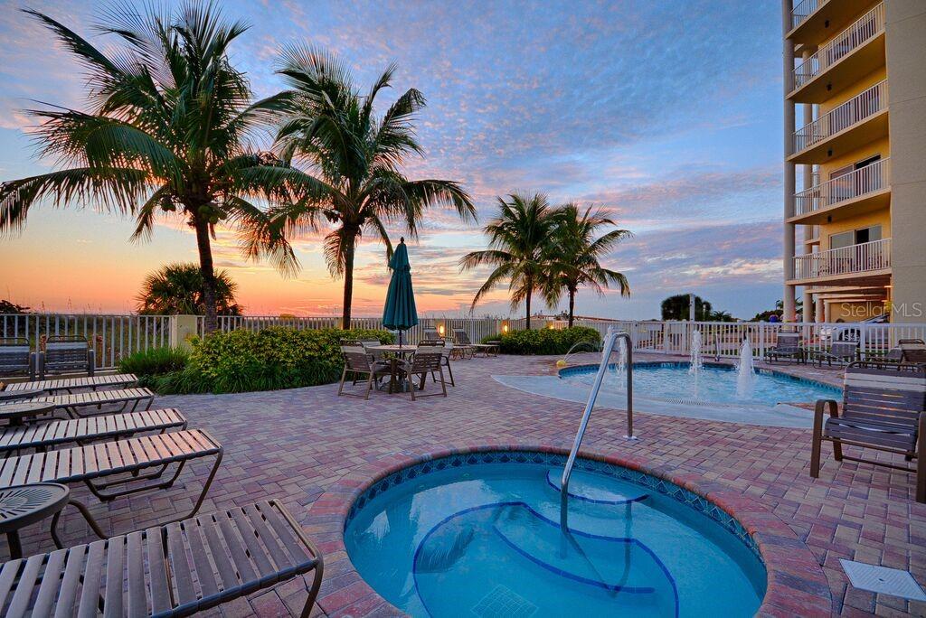 12000 GULF BLVD S #304S, TREASURE ISLAND, FL, 33706