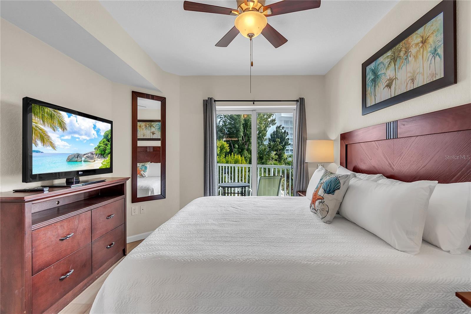 12000 GULF BLVD S #304S, TREASURE ISLAND, FL, 33706