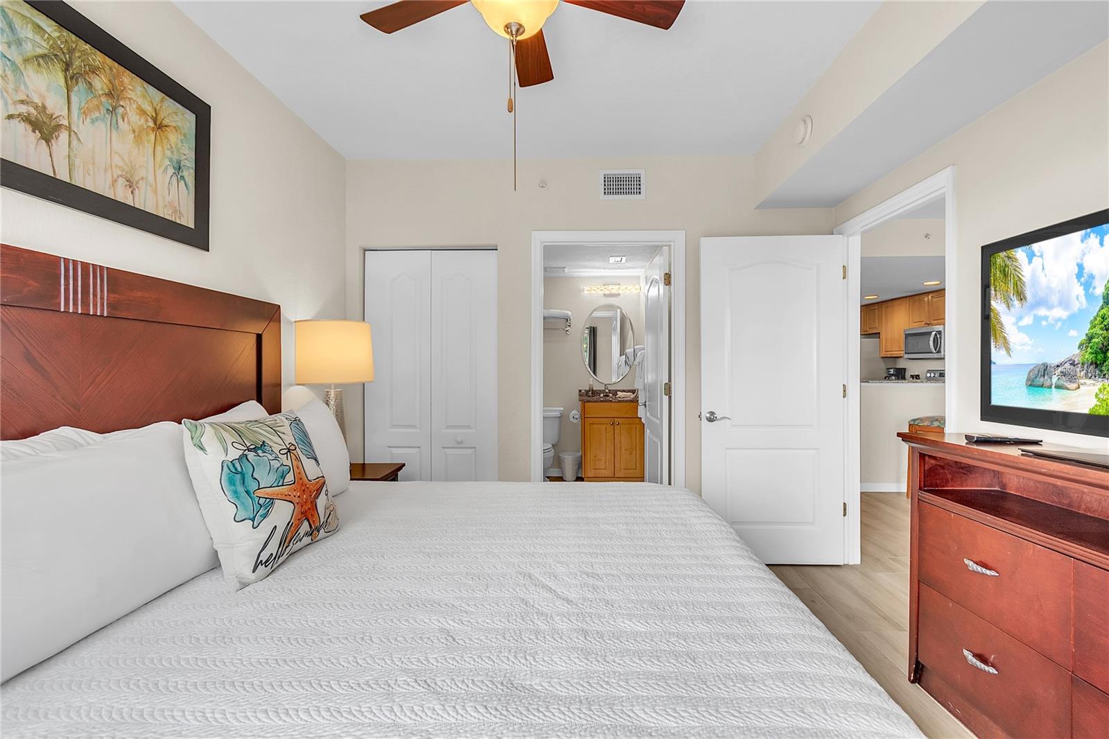 12000 GULF BLVD S #304S, TREASURE ISLAND, FL, 33706