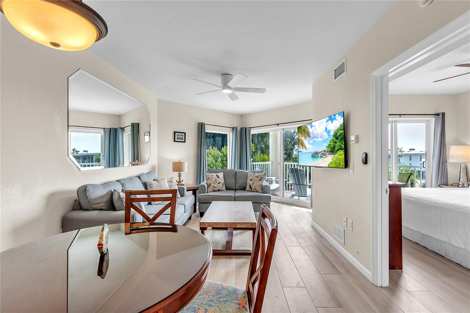 12000 GULF BLVD S #304S, TREASURE ISLAND, FL, 33706