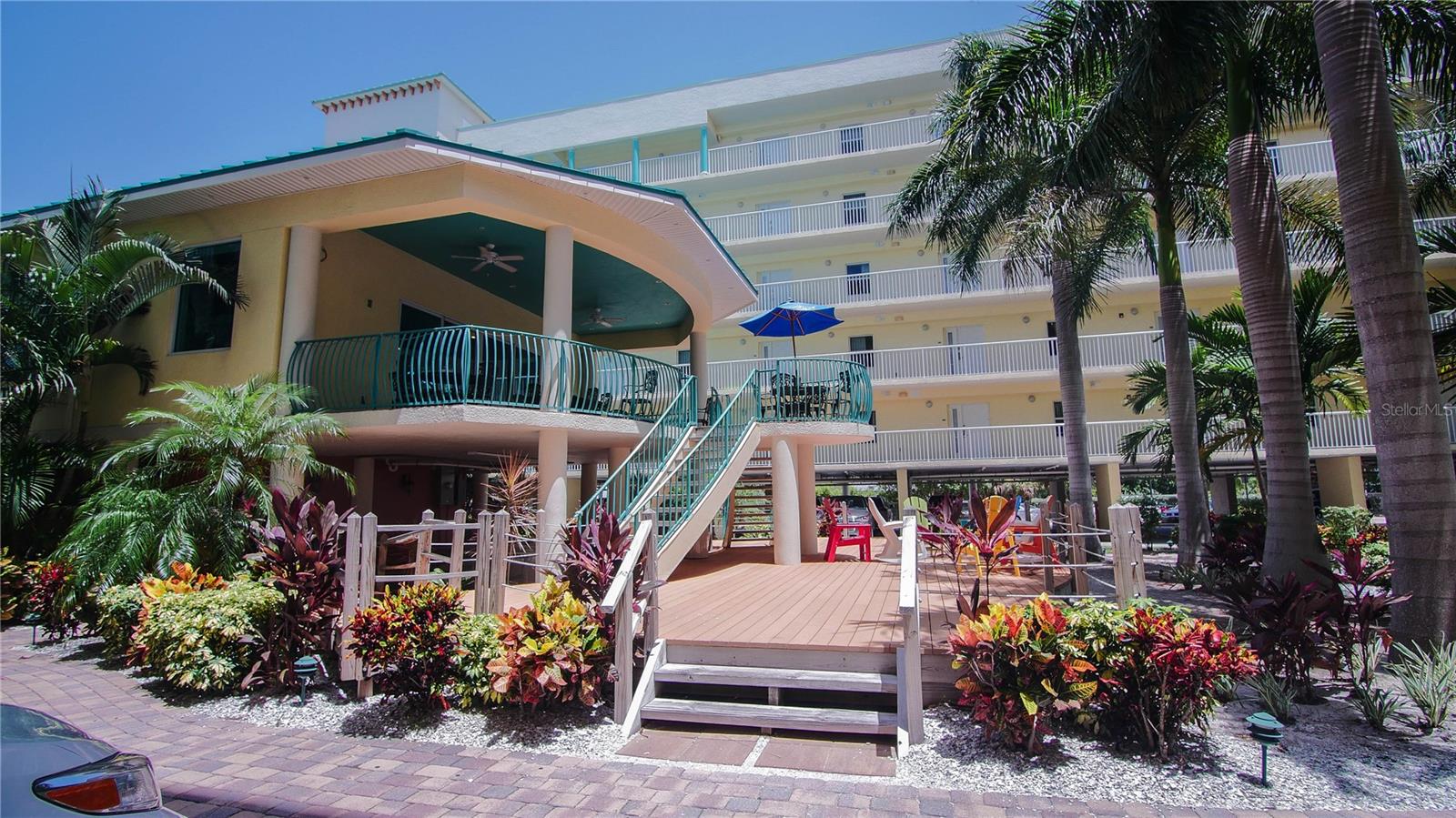 12000 GULF BLVD S #304S, TREASURE ISLAND, FL, 33706