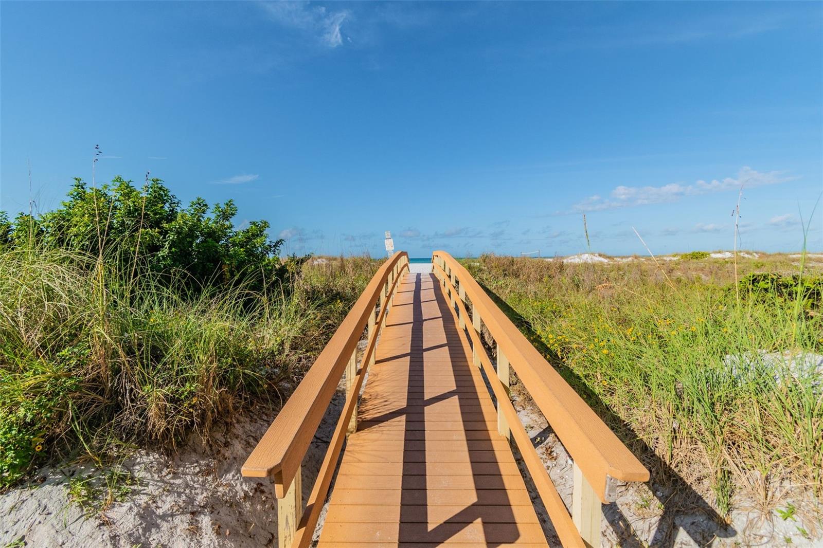 12000 GULF BLVD S #304S, TREASURE ISLAND, FL, 33706