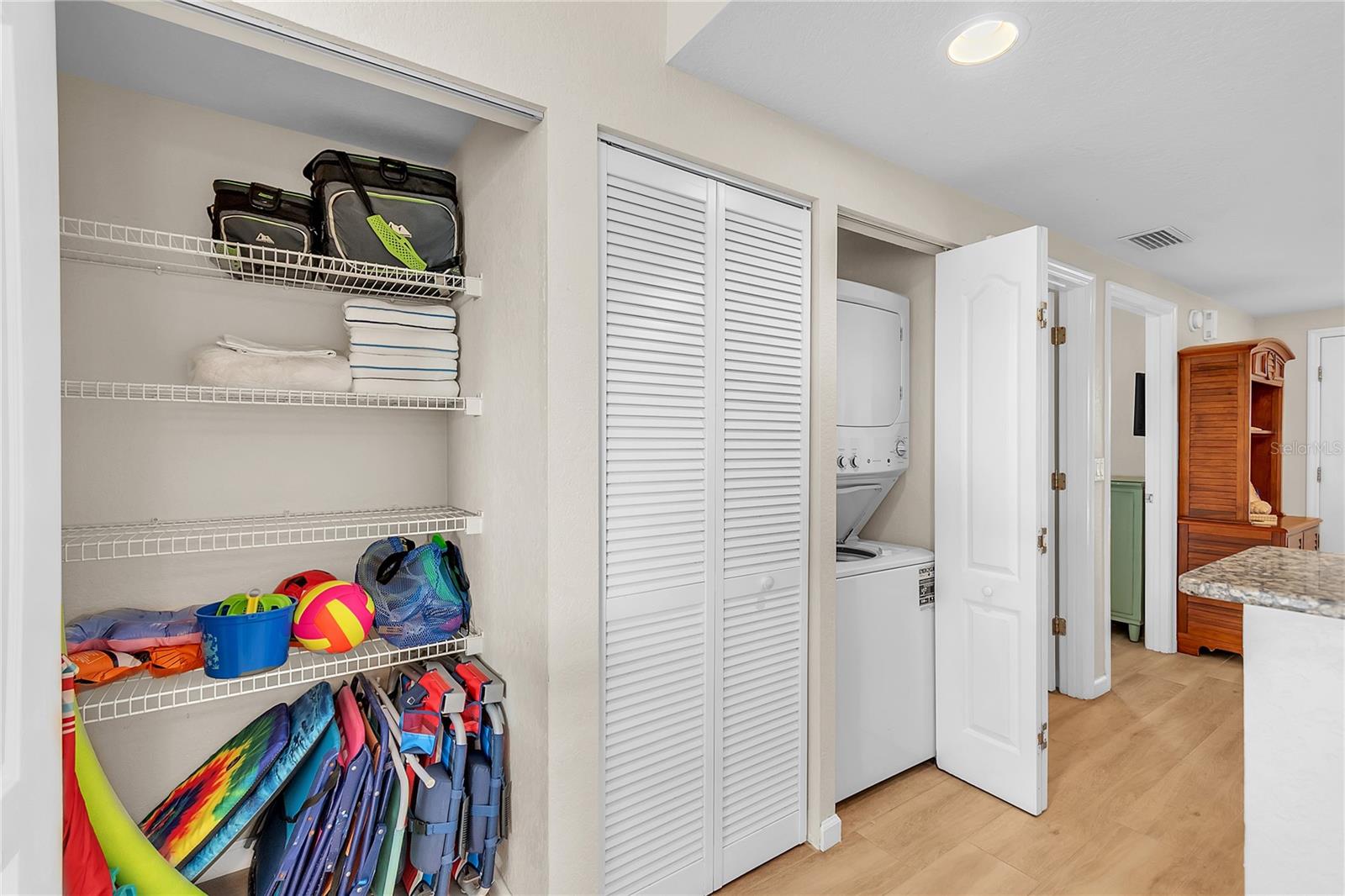 12000 GULF BLVD S #304S, TREASURE ISLAND, FL, 33706