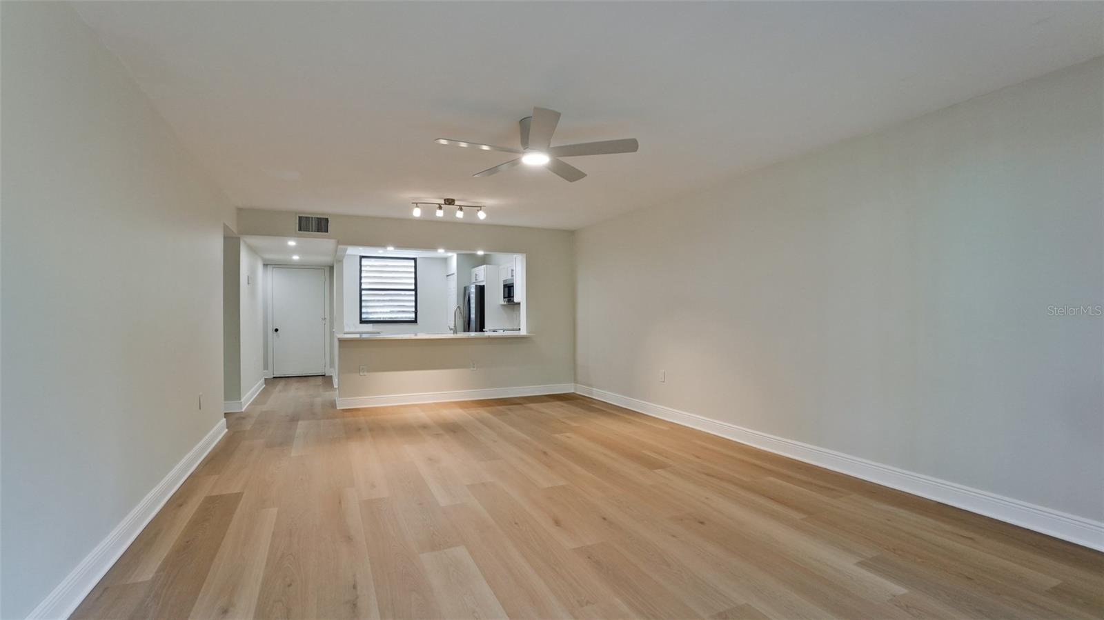 542 542 LAKESIDE DR #542, BRADENTON, FL, 34210