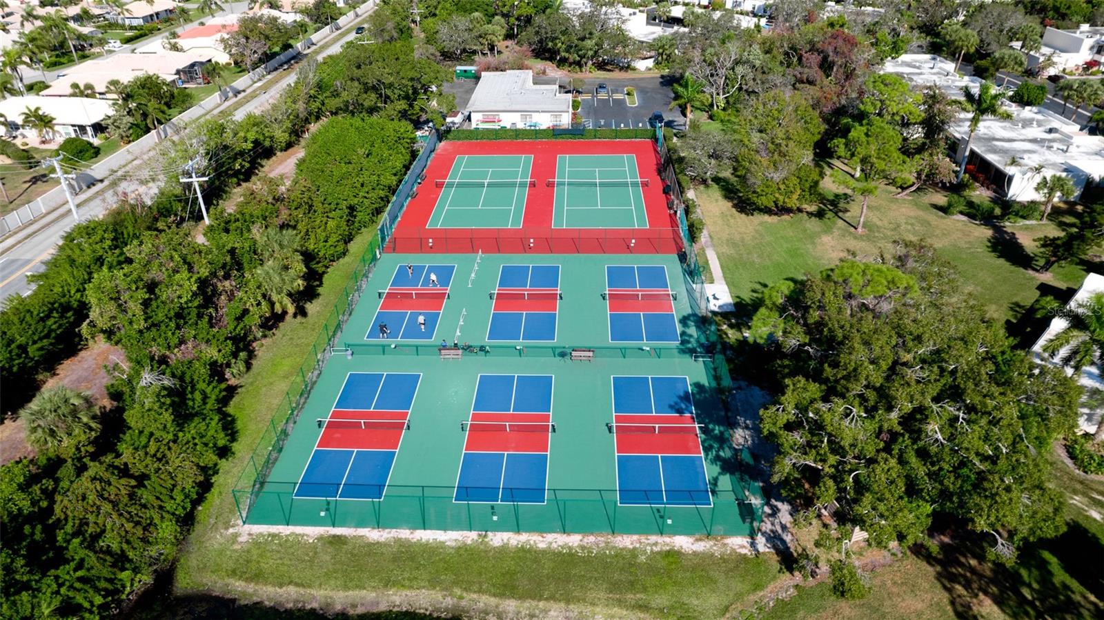 542 542 LAKESIDE DR #542, BRADENTON, FL, 34210