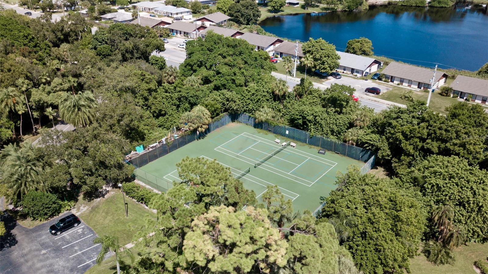 542 542 LAKESIDE DR #542, BRADENTON, FL, 34210