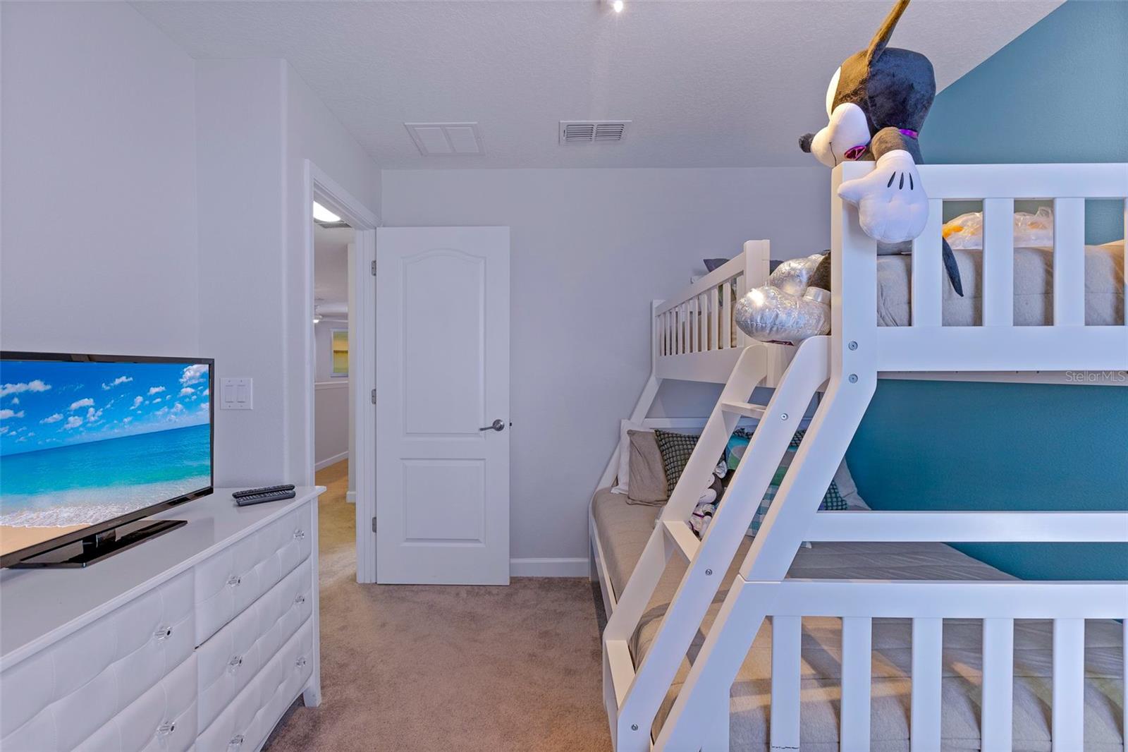 9023 SHADOW MOUNTAIN ST, DAVENPORT, FL, 33896