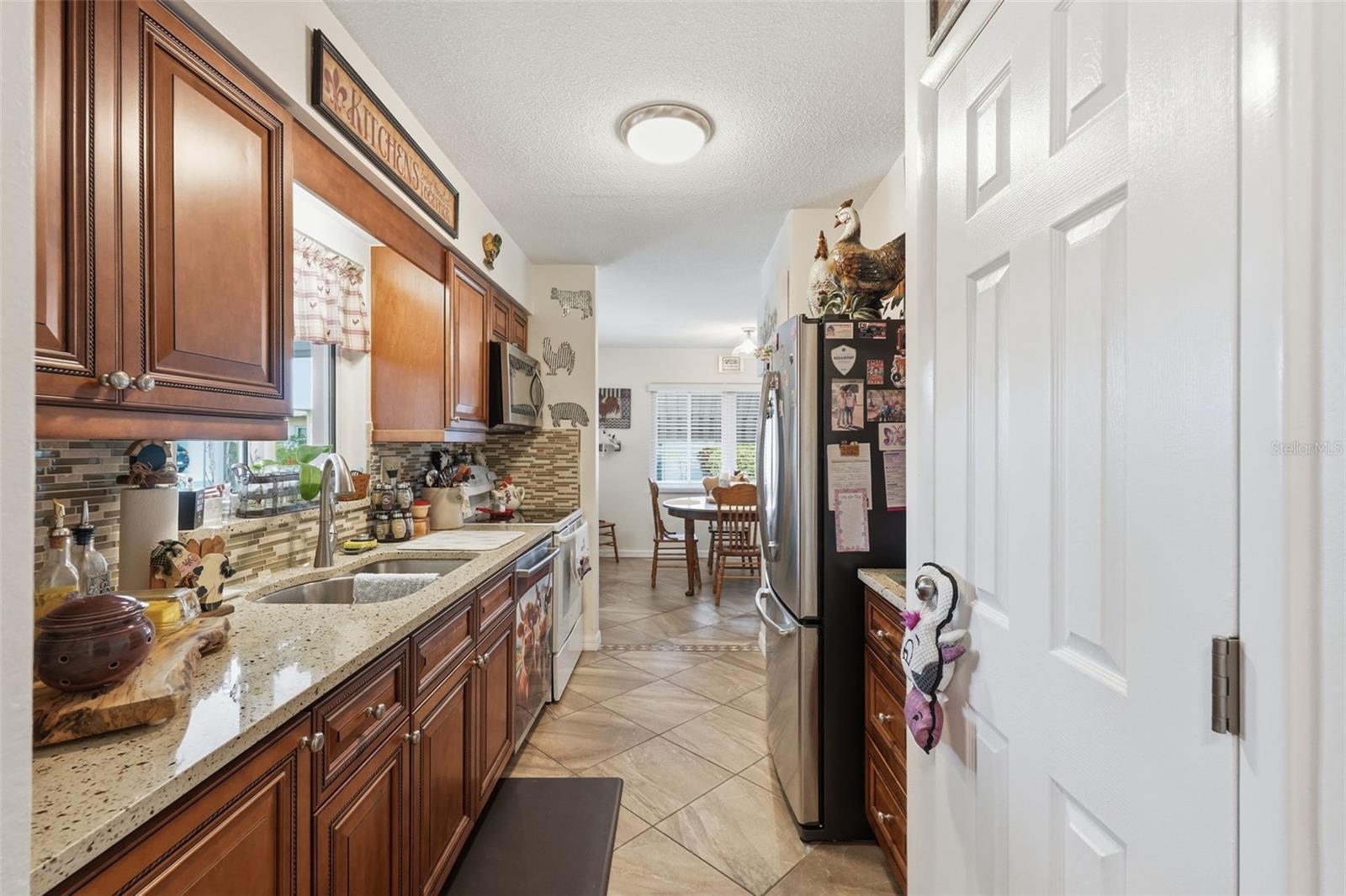 250 ROSERY RD NW #351, LARGO, FL, 33770
