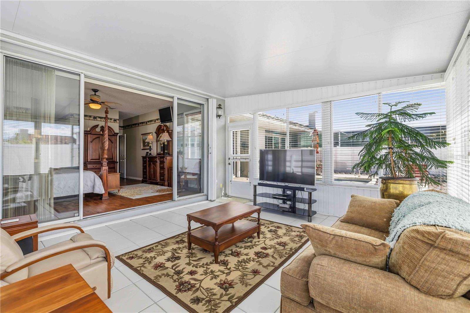 4820 61ST AVENUE DR W, BRADENTON, FL, 34210