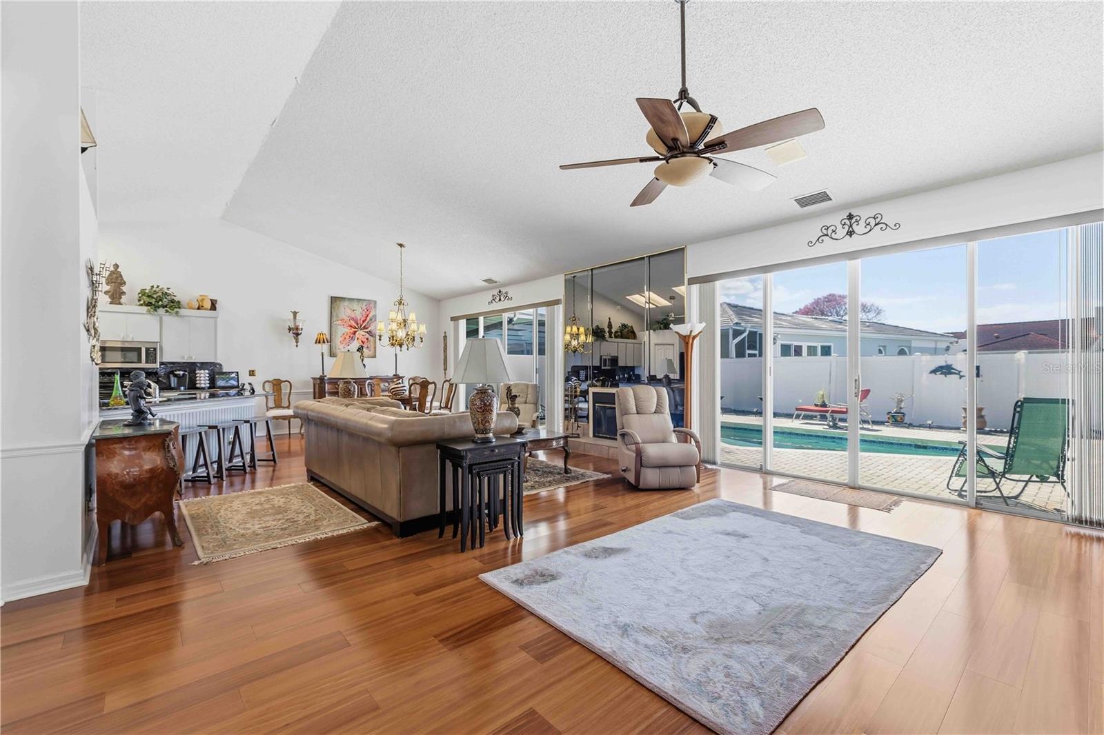 4820 61ST AVENUE DR W, BRADENTON, FL, 34210