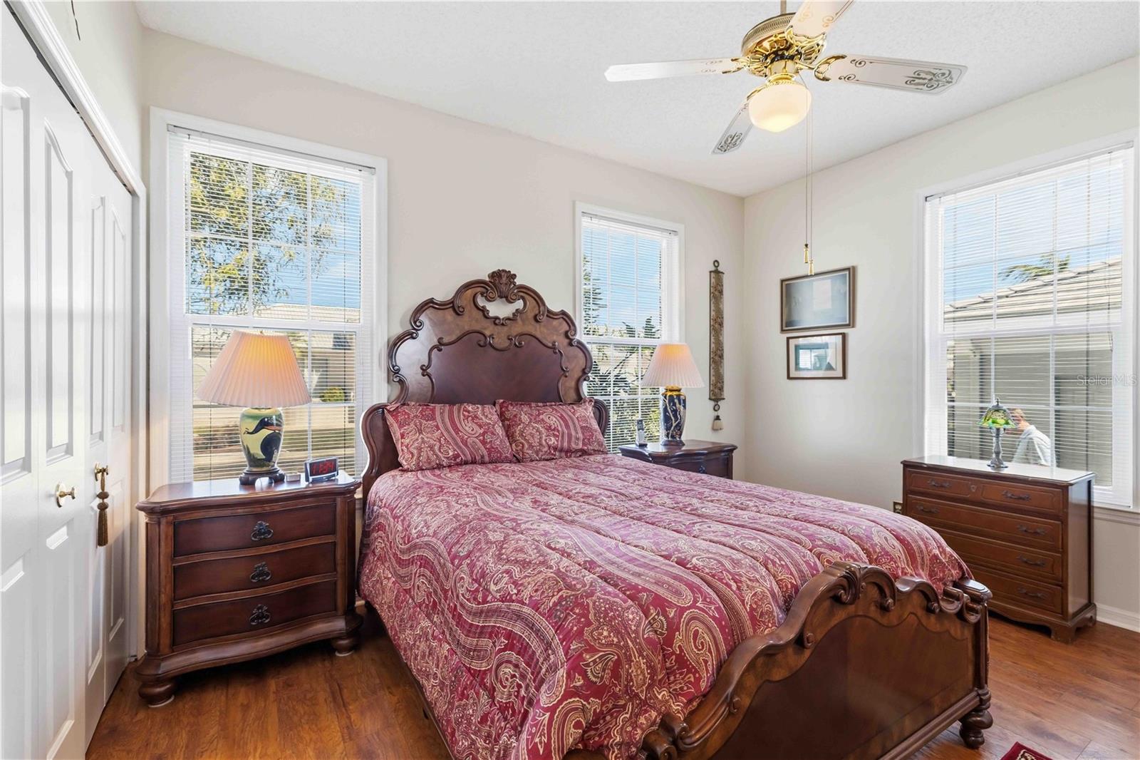 4820 61ST AVENUE DR W, BRADENTON, FL, 34210