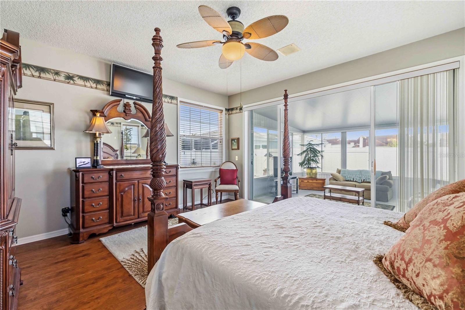 4820 61ST AVENUE DR W, BRADENTON, FL, 34210