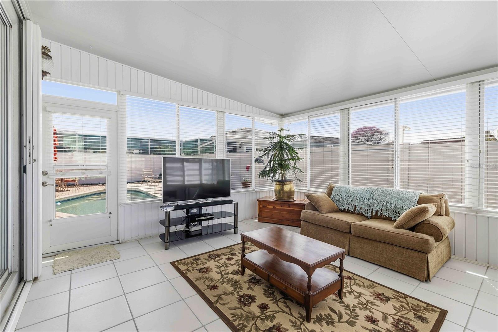 4820 61ST AVENUE DR W, BRADENTON, FL, 34210