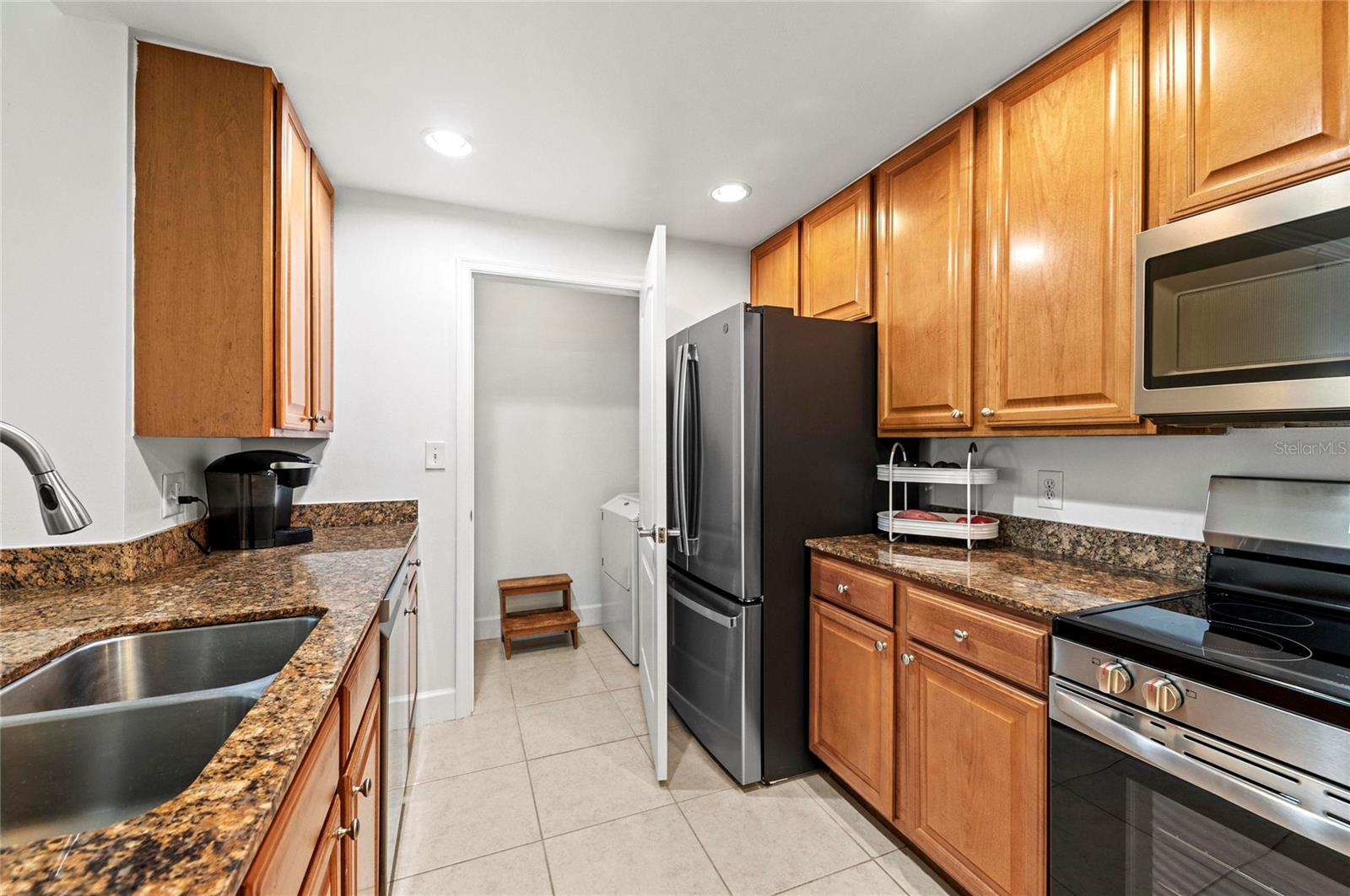 808 3RD AVE W #311, BRADENTON, FL, 34205