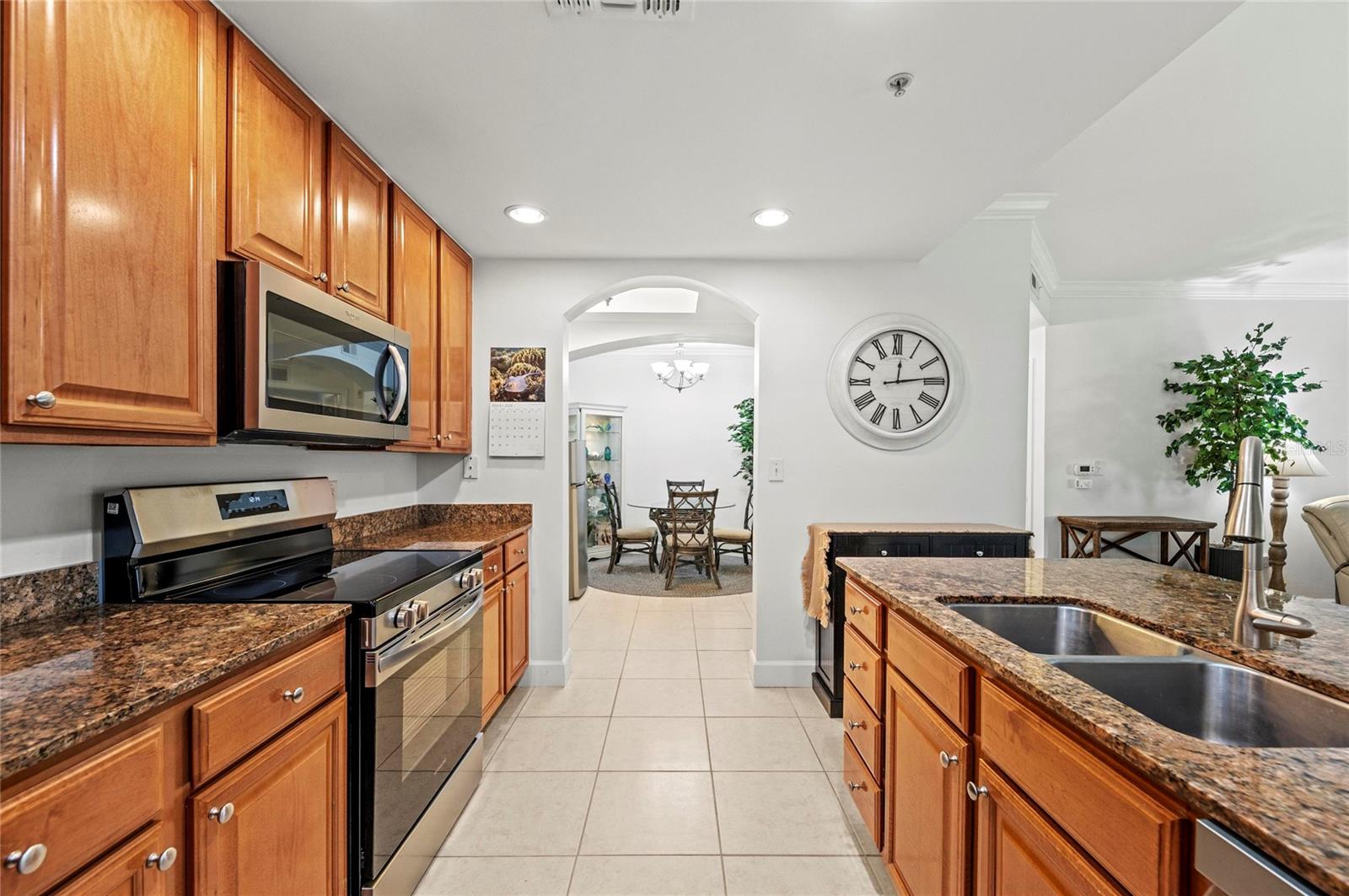 808 3RD AVE W #311, BRADENTON, FL, 34205