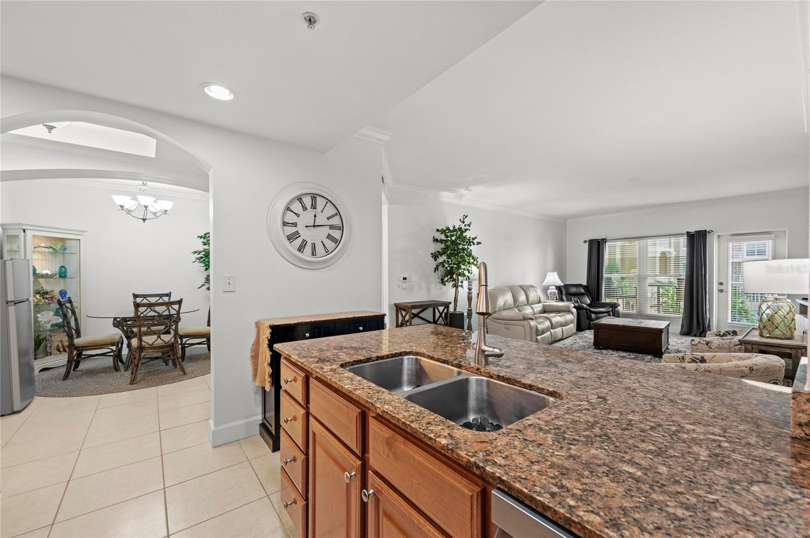 808 3RD AVE W #311, BRADENTON, FL, 34205