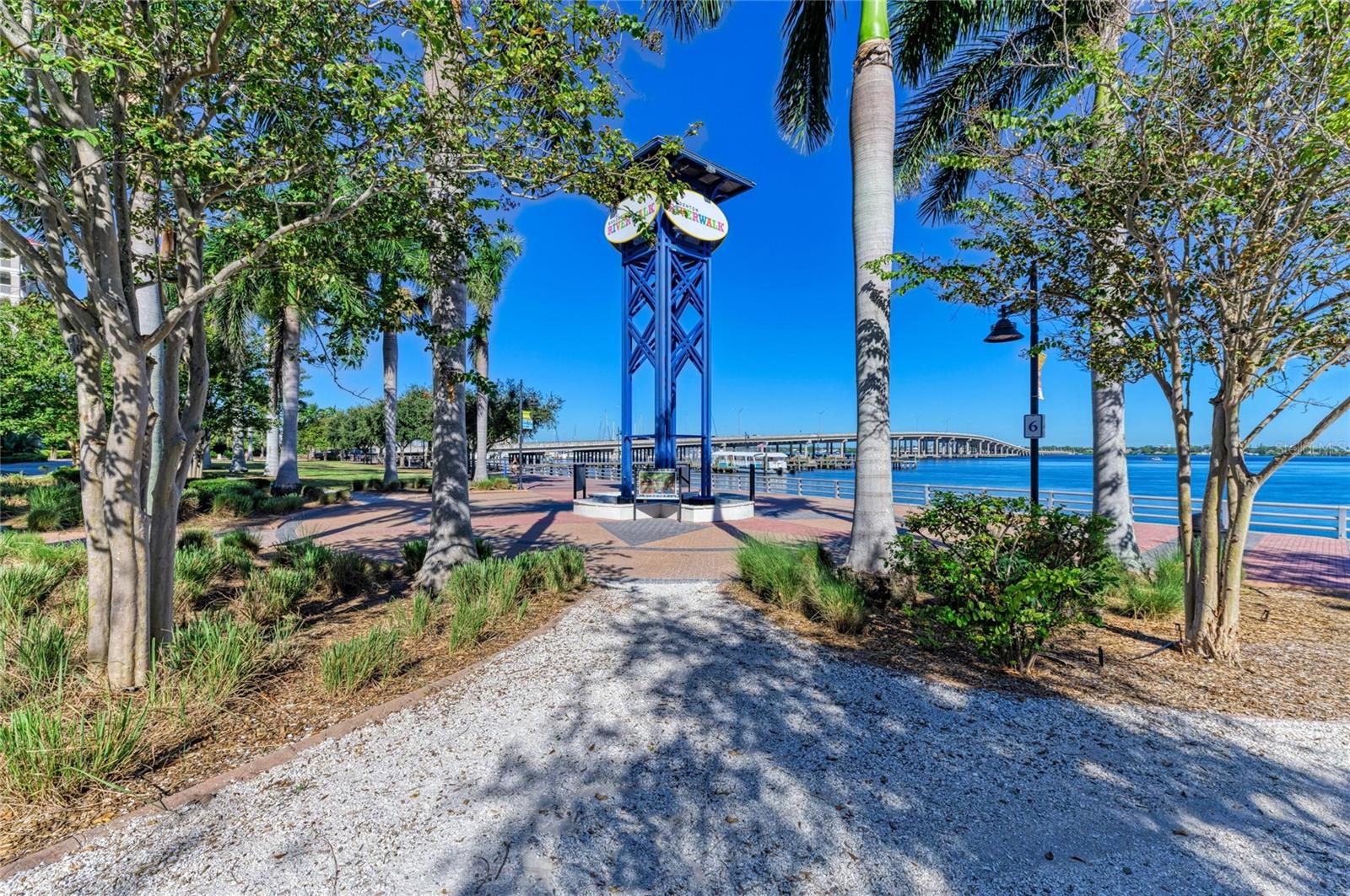 808 3RD AVE W #311, BRADENTON, FL, 34205
