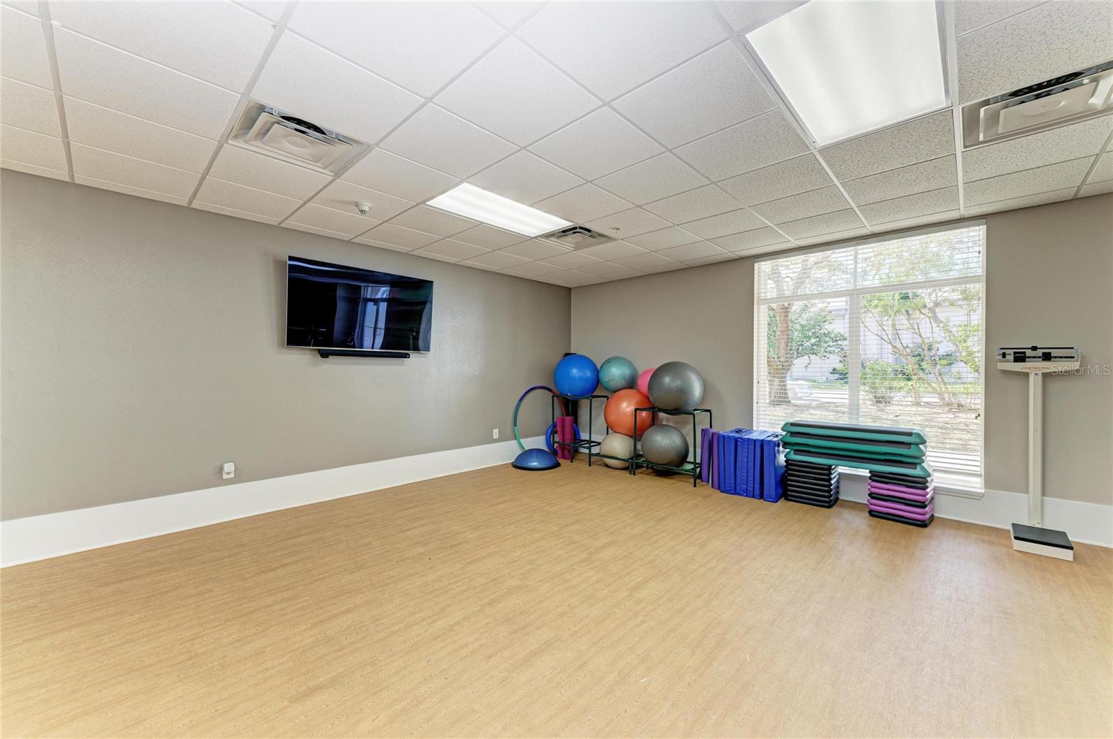 808 3RD AVE W #311, BRADENTON, FL, 34205