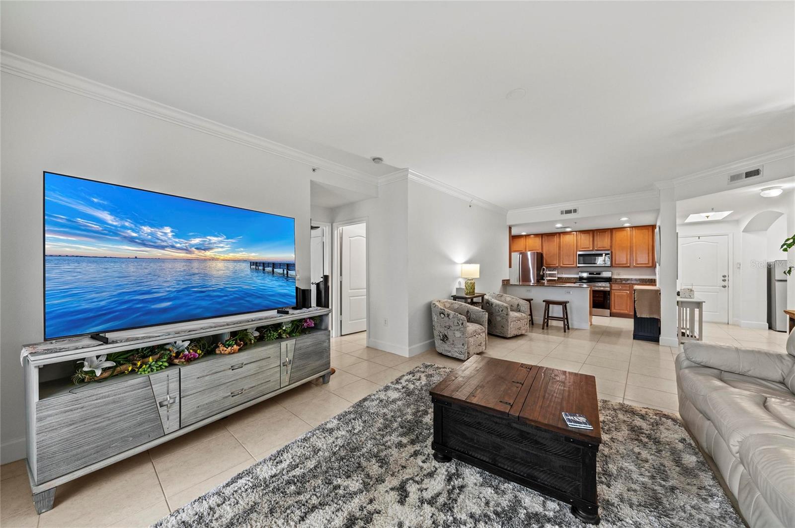 808 3RD AVE W #311, BRADENTON, FL, 34205