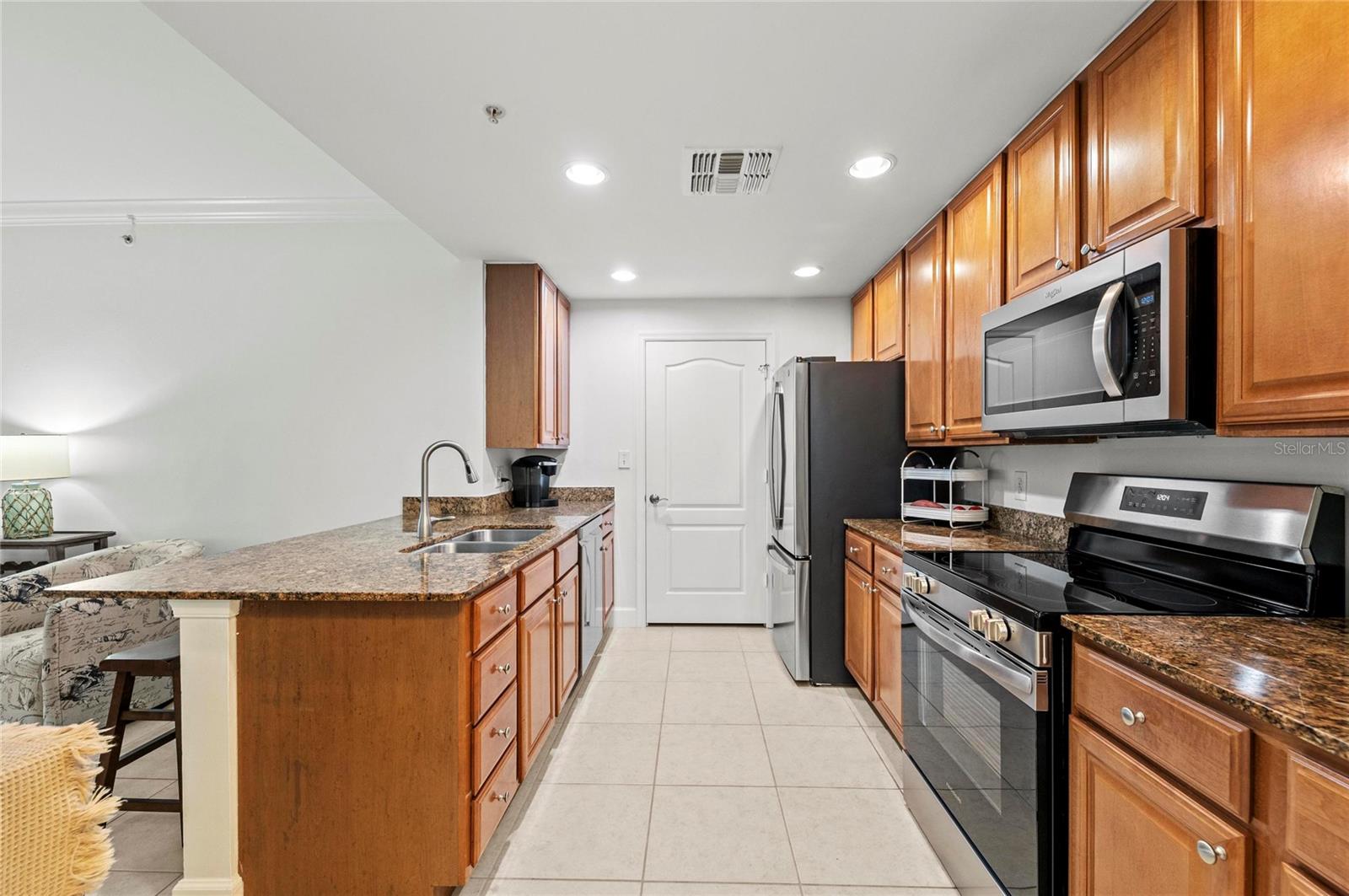 808 3RD AVE W #311, BRADENTON, FL, 34205