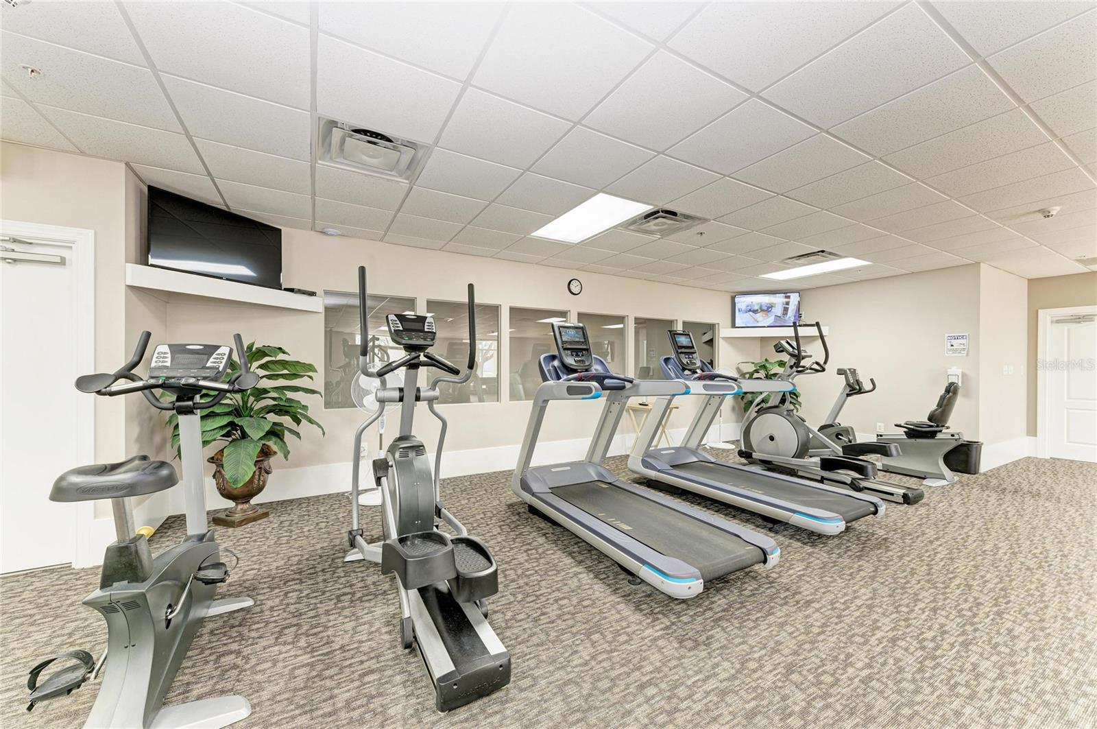 808 3RD AVE W #311, BRADENTON, FL, 34205