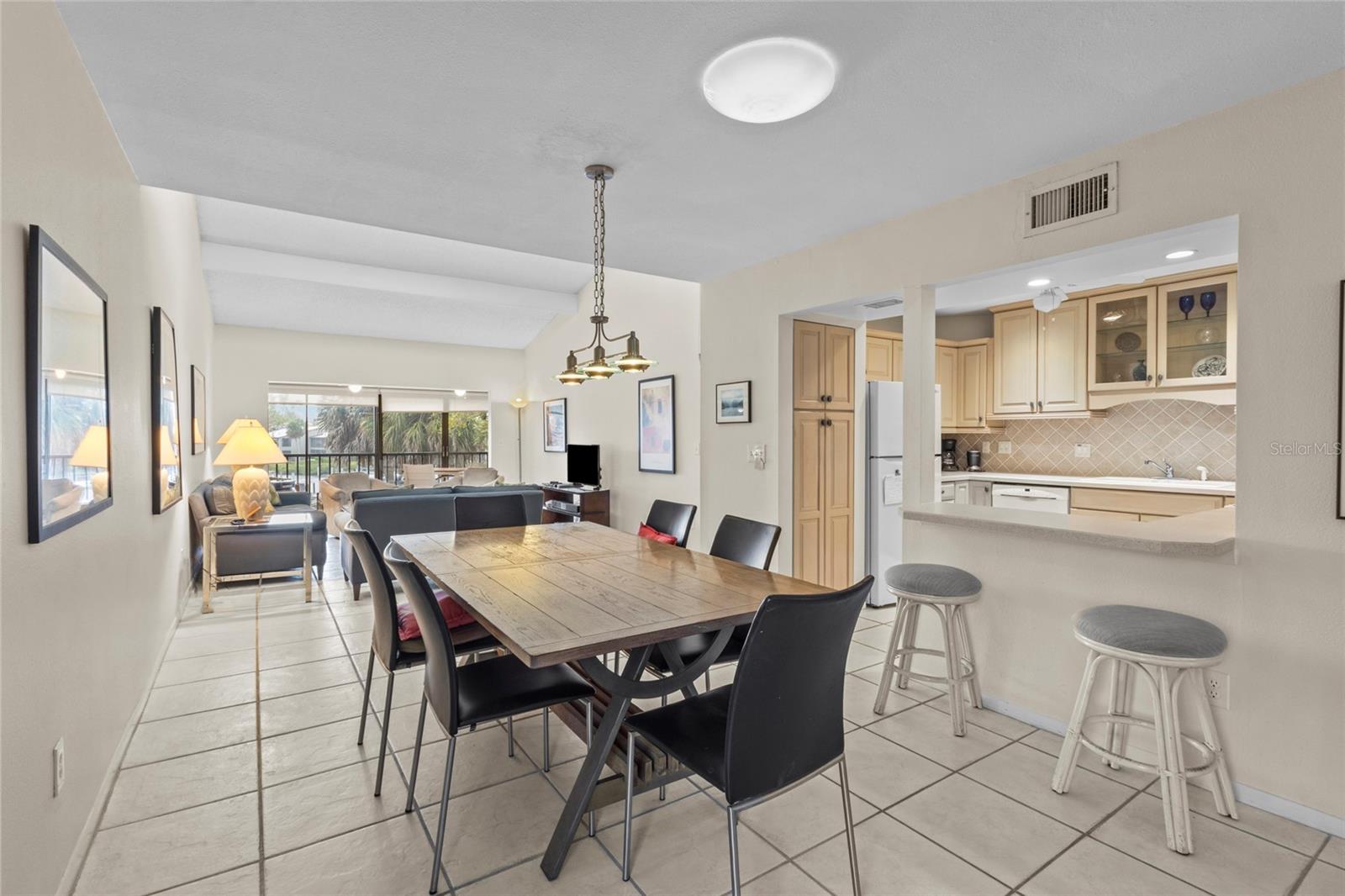 1633 BOATHOUSE CIR #232, SARASOTA, FL, 34231