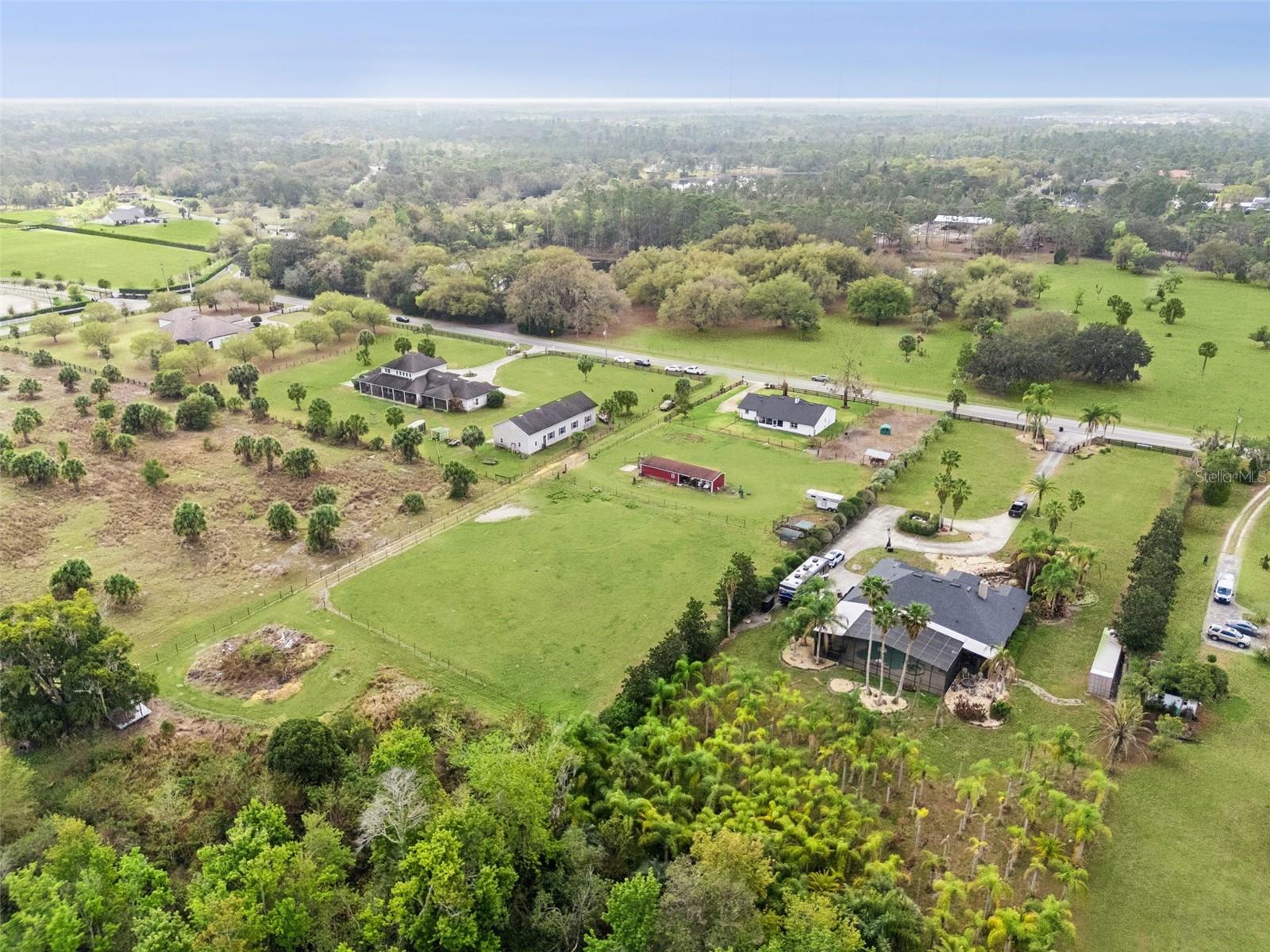 1330 LAKE MILLS RD, CHULUOTA, FL, 32766