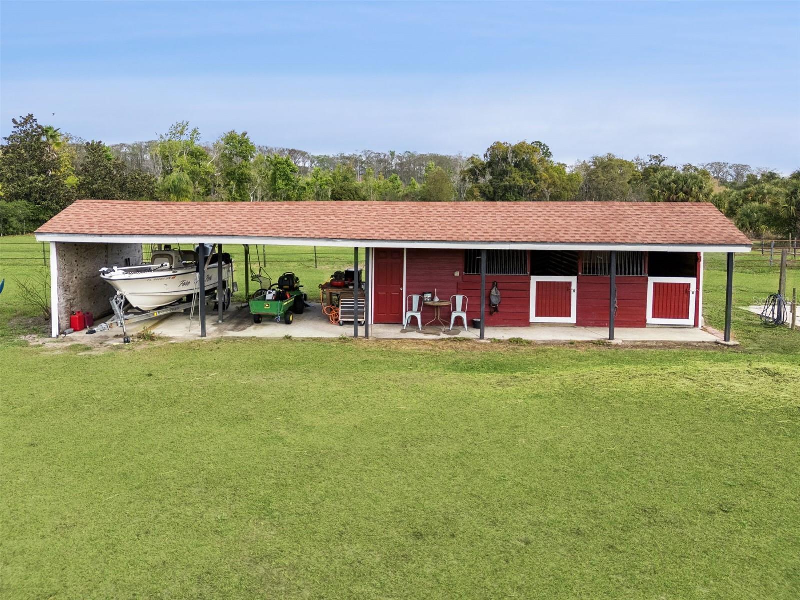 1330 LAKE MILLS RD, CHULUOTA, FL, 32766