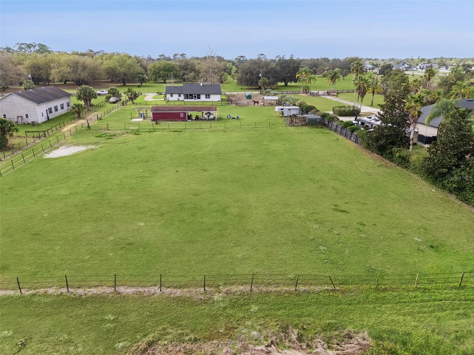 1330 LAKE MILLS RD, CHULUOTA, FL, 32766