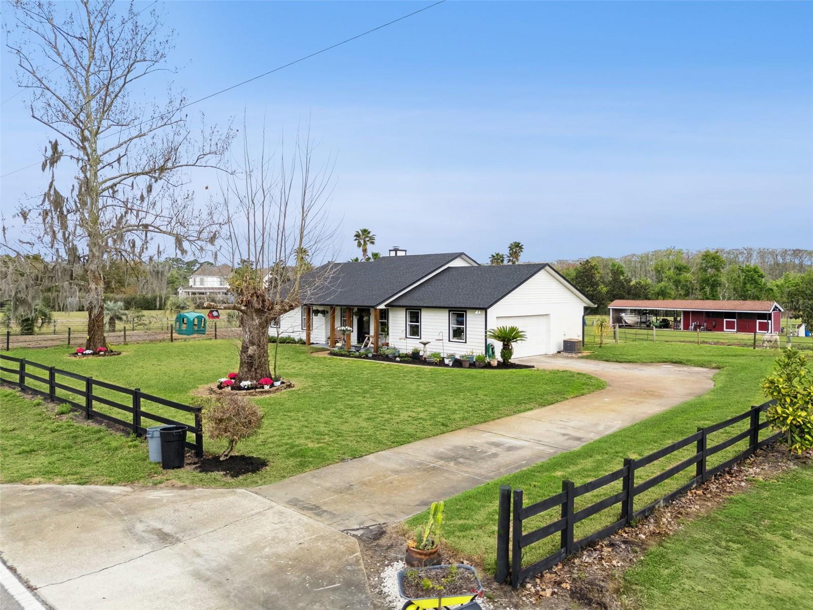 1330 LAKE MILLS RD, CHULUOTA, FL, 32766