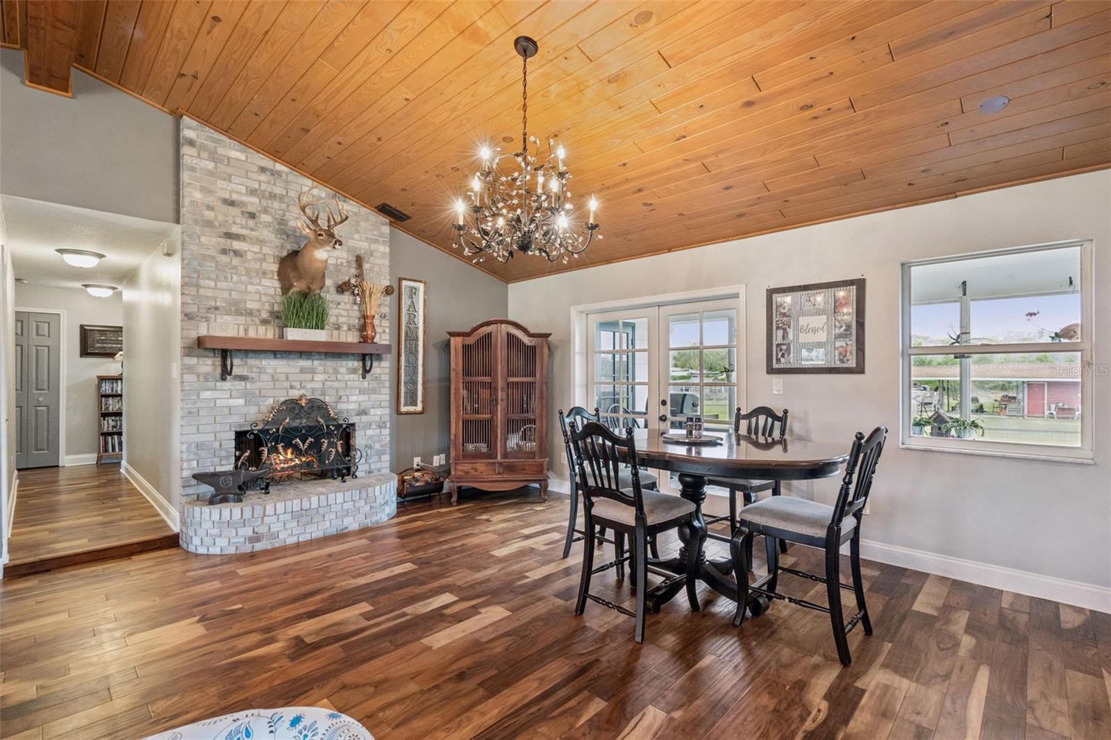 1330 LAKE MILLS RD, CHULUOTA, FL, 32766