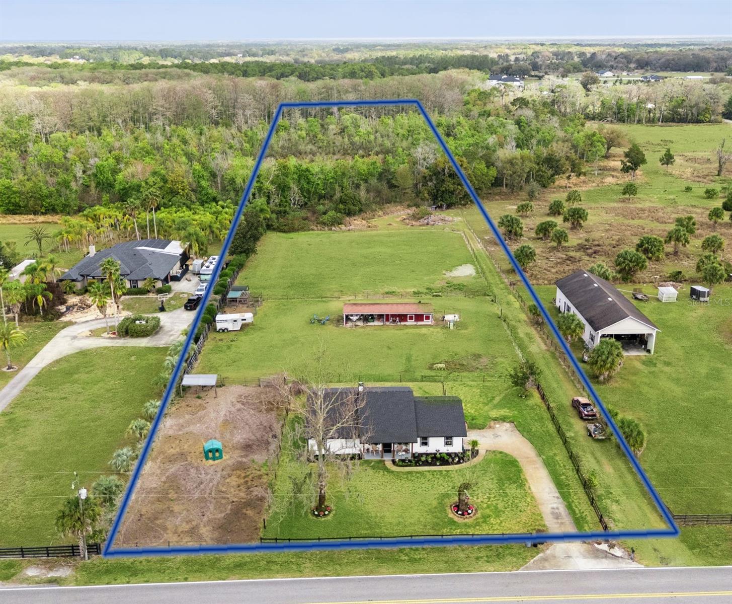 1330 LAKE MILLS RD, CHULUOTA, FL, 32766