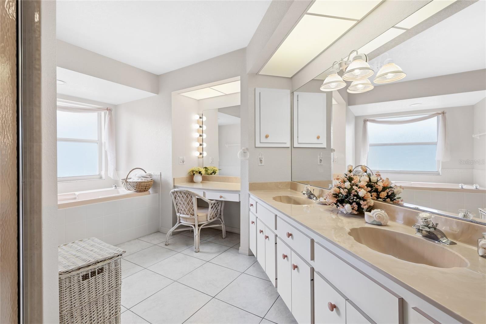 2134 TINKER ST, PORT CHARLOTTE, FL, 33948