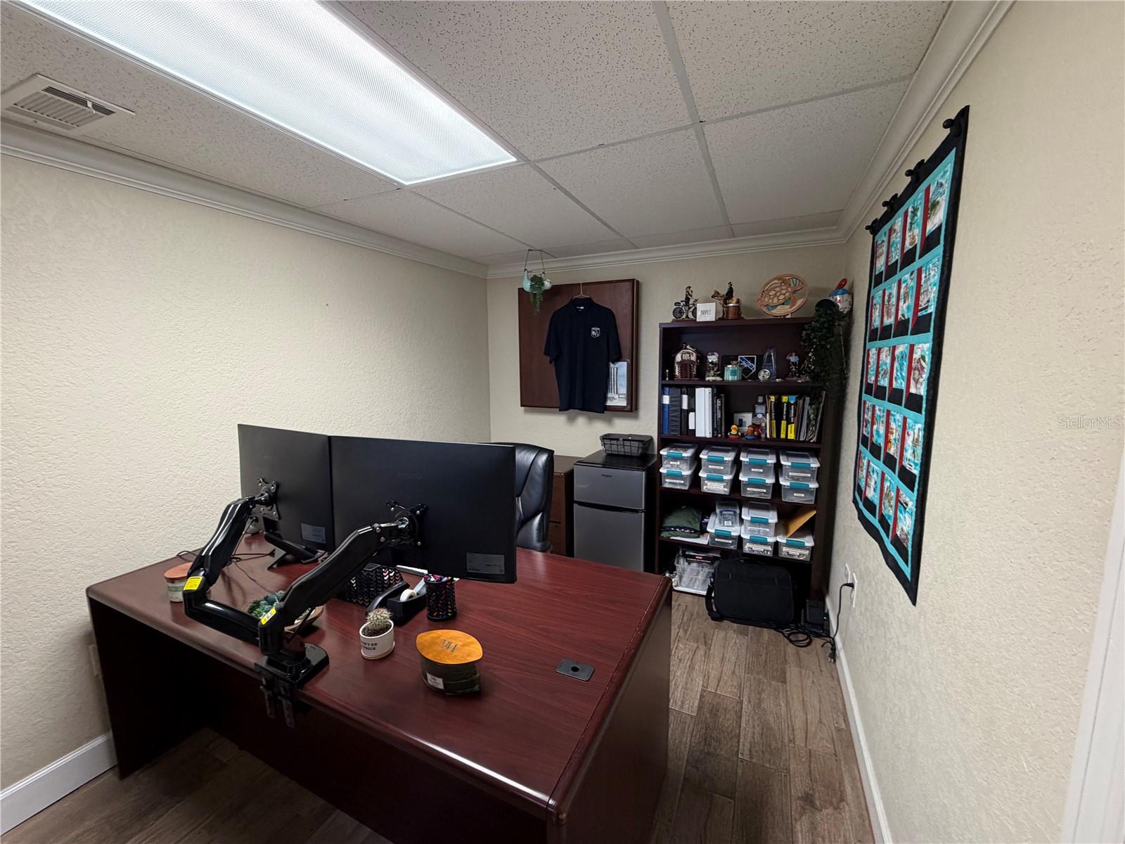 1302 W BUSCH BLVD, TAMPA, FL, 33612